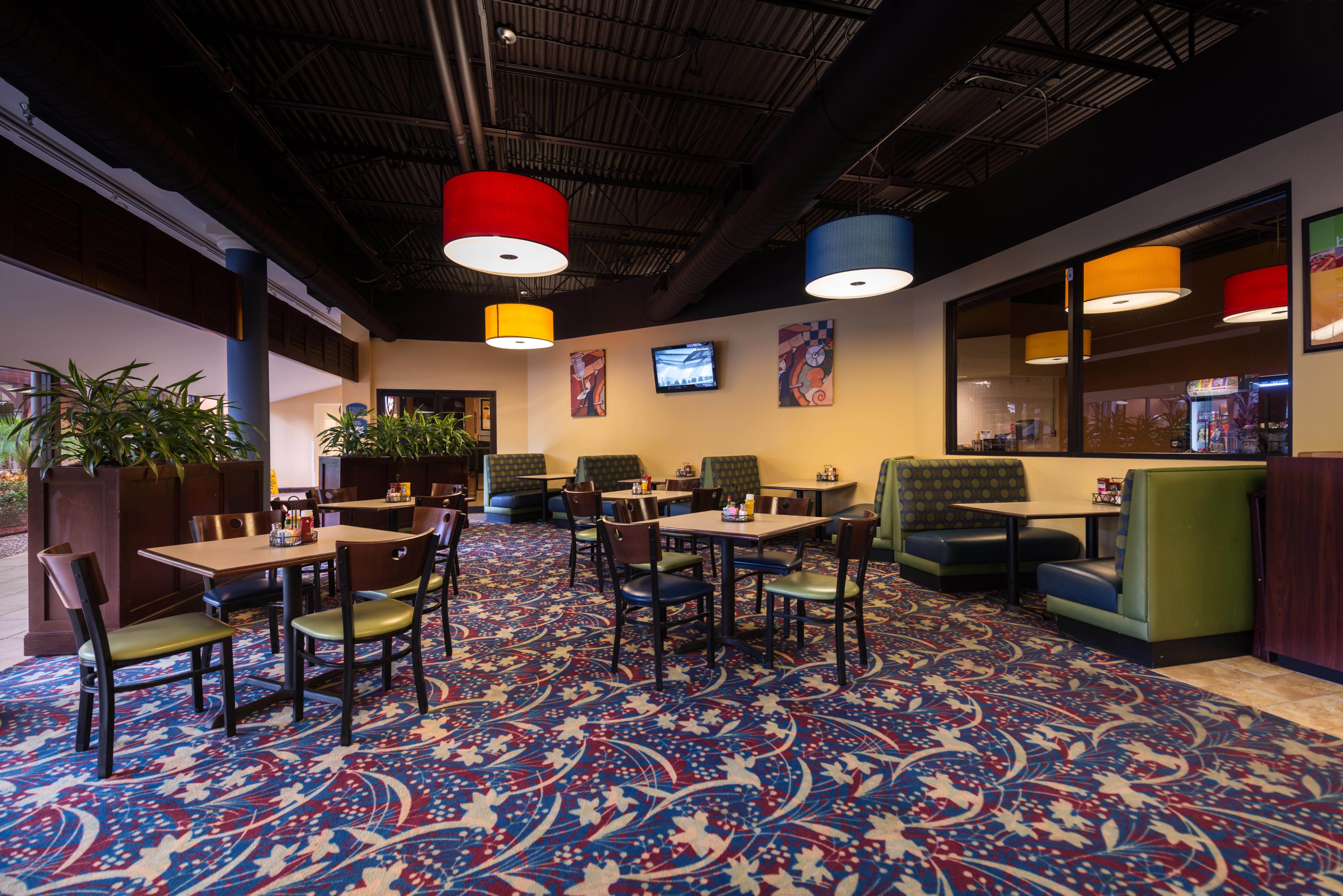 Holiday Inn & Suites Orlando Sw - Celebration Area By Ihg Kissimmee Exterior foto